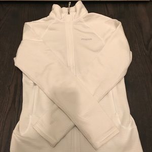 White Patagonia Polartec Fleece Jacket small